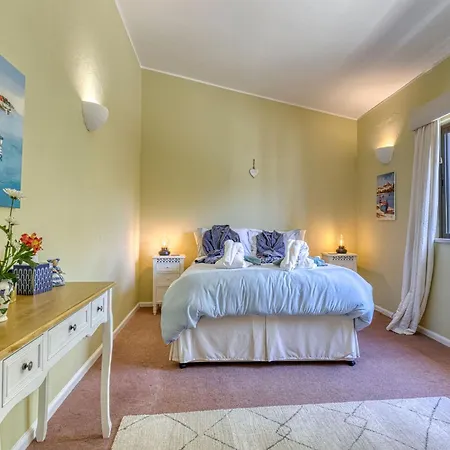 Holiday home Luxury Lge Pool Hot Tub Falfeira